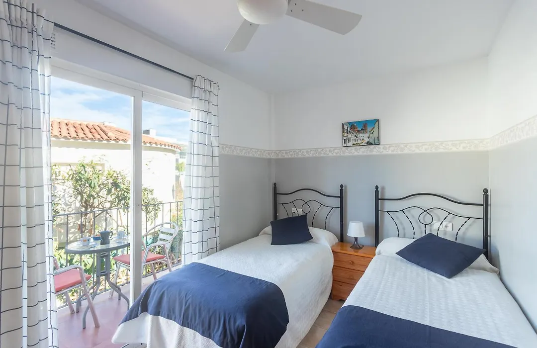 Apartamentos Mundaka Albir-1